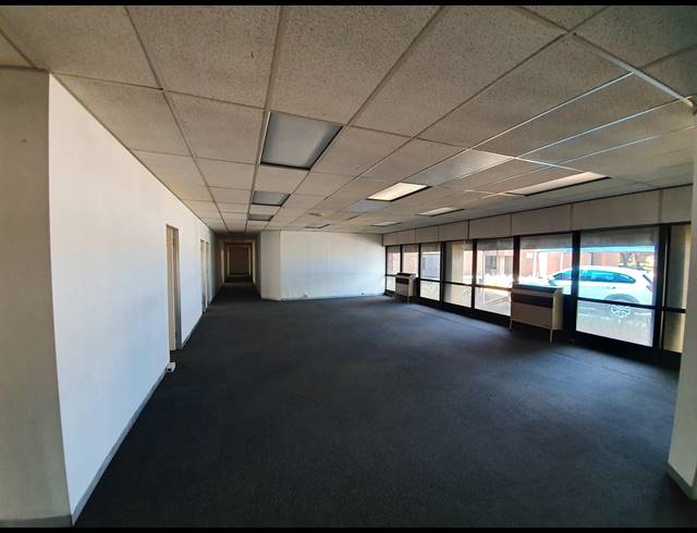 426M² OFFICE TO LET IN ALRODE